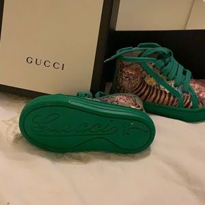Gucci shoes